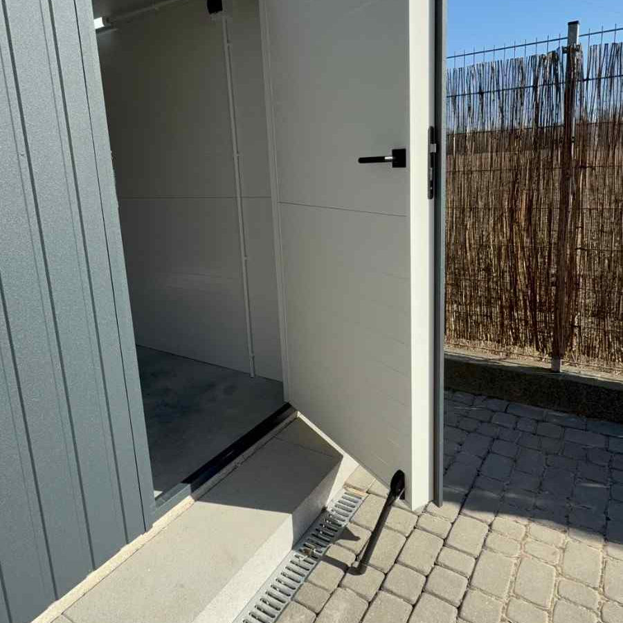 Garaż ocieplany 6x6 m na dwa auta