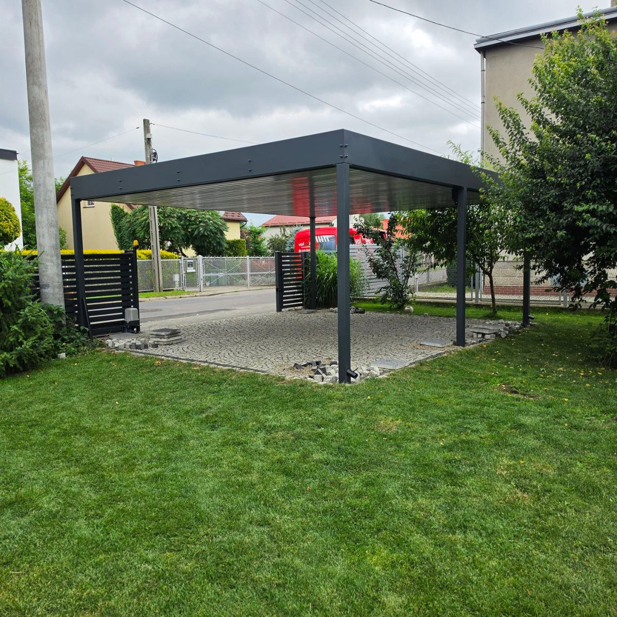 Widok wiaty od strony ogrodu